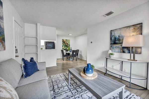 accepting application for this furn. 1bed,in Dana Point $2,100