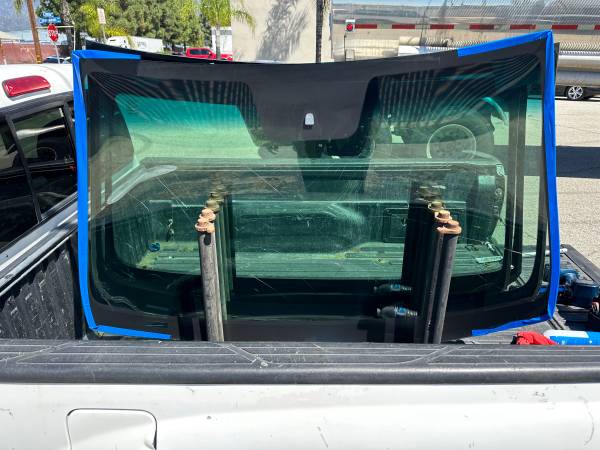 Photo auto glass windshield $99