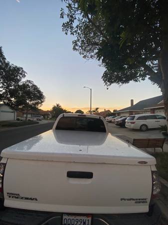 Photo snugtop tonneau bed cover $225