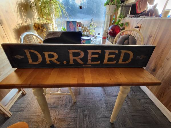 Photo Dr. REED SIGN $200
