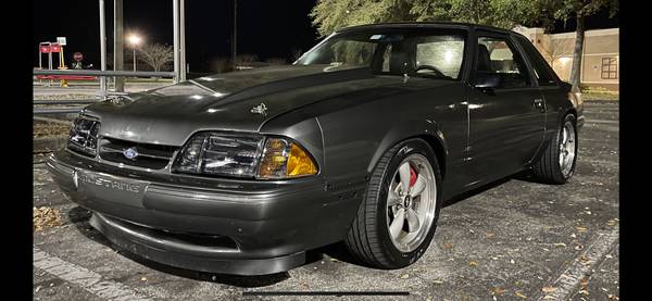 Photo 1989 Ford Mustang LX 5.0 5 speed coupe notchback $15,000