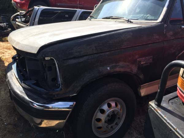 Photo 1993 FORD F350 DIESEL 4DR PARTS