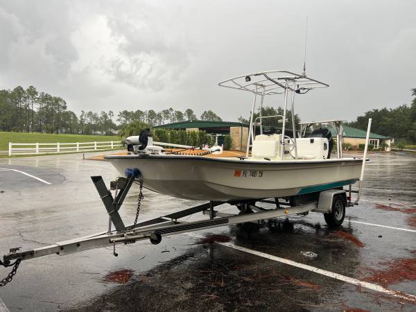 Photo 1998 STOTT CRAFT CENTER CONSOLE $9,800