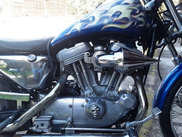 Photo 2000 Custom Harley Sporster 883 $3,000