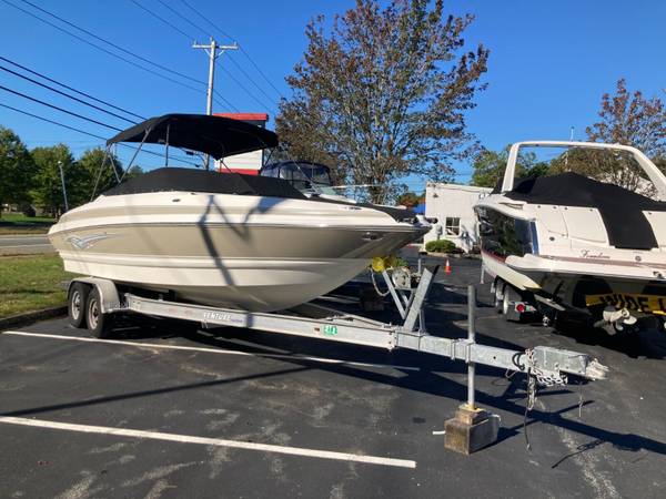 Photo 2007 Larson 268 LXI 26 Bowrider with 2022 Merc 383 complete $22,160