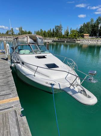 Photo 270 SeaRay SunDancer- freshwater boat $14,000