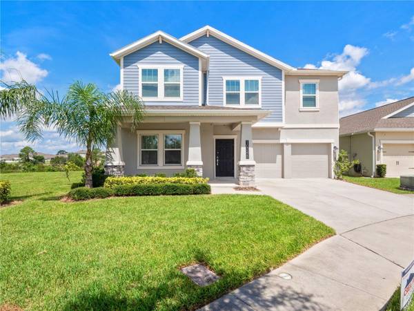 Photo A home you can settle in at - Home in Winter Garden. 4 Beds, 2 Baths $745,000