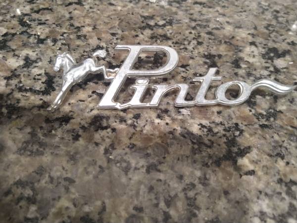 Photo Ford Pinto emblem car badge logo $10