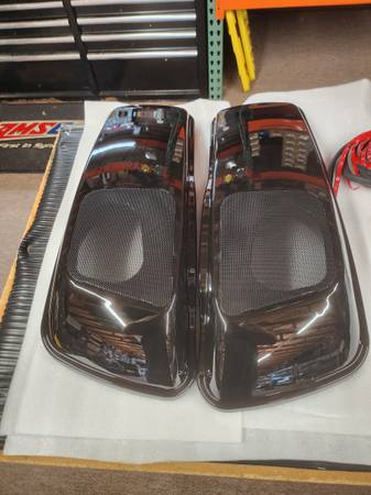 Photo Harley Davidson Style 6x9 Speaker Lids Vivid Black 2014-2023 $99