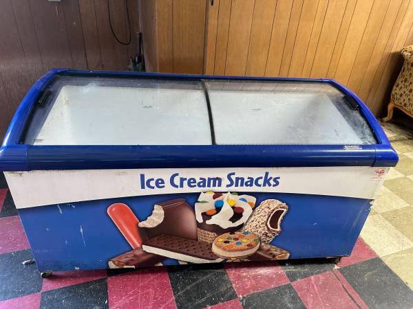 Photo Ice Cream Snacks freezer $400