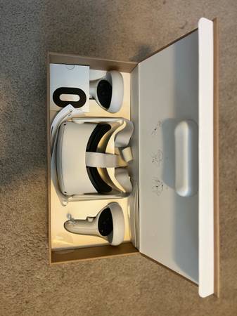 Meta Quest 2 Advanced All In One Virtual Reality Headset 270