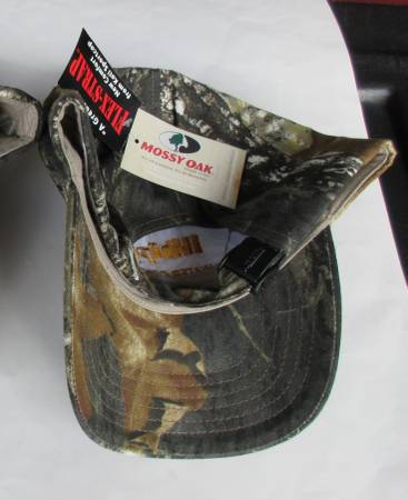 Photo NEW Mossy Oak Camo Camouflage Hat Cap Hunter Trucker $1