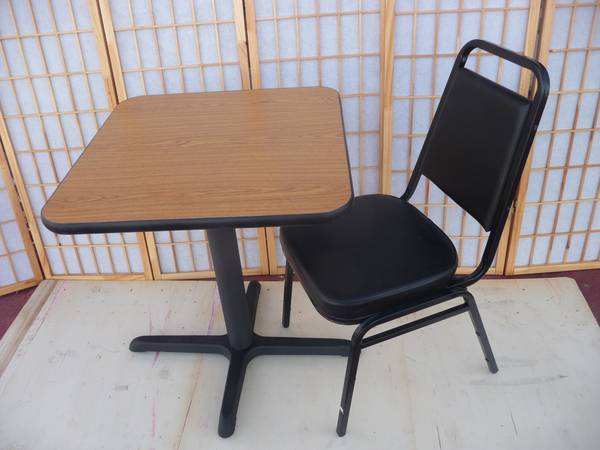 Photo New and Used chairs and table for sale