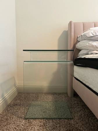 Photo (Pick up only) Brand New Set of 2 Tempered Glass EndSide Tables - Price Negotia $150
