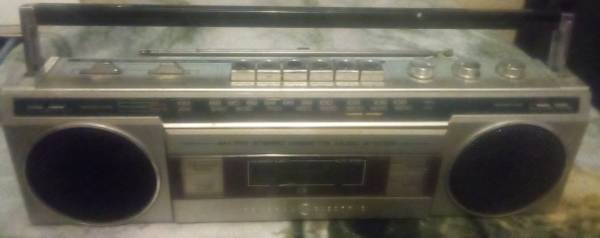 Photo GE 3-5283B Cassette Tape Player Boombox Vintage 80s $30