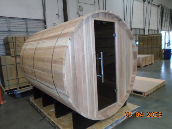 Photo Barrel Sauna 6-Person NEW $4,200