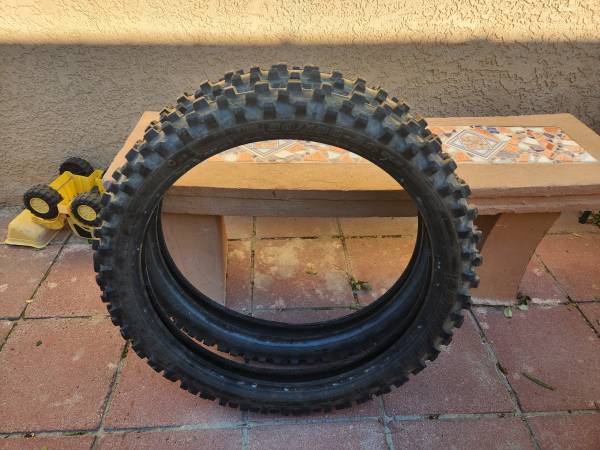 Photo Dirt bike Tires $200