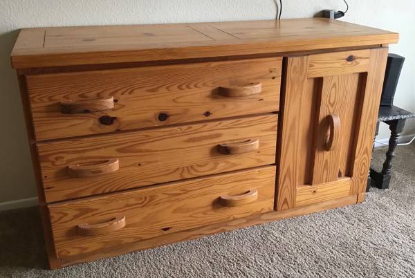 Photo Matching dressers and nightstands REDUCED $700