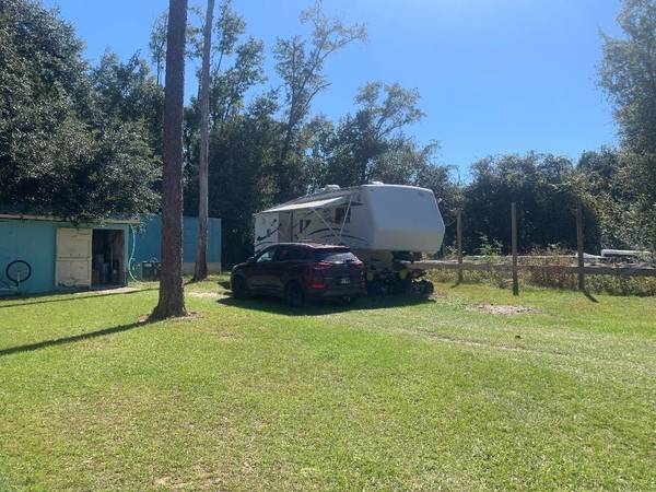 Photo 34ft RV INC ALL UTILITIES at peaceful mobile home park $920