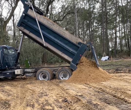 Photo Dirt - gravel - clay delivered $175