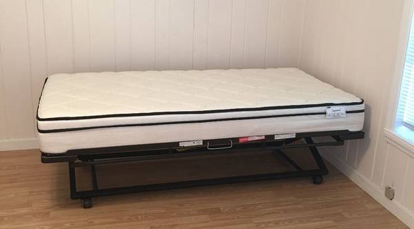 Photo Pop-Up Trundle Bed on Rollers Twin Size - $300 (Panama City Beach) lsaquo image 1 of 6 rsaquo Wahoo Rd near Wahoo Circle (google map)