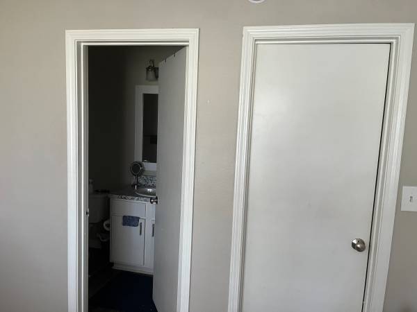 Photo Shared aparment Room available for rent in panama city beach $1,200
