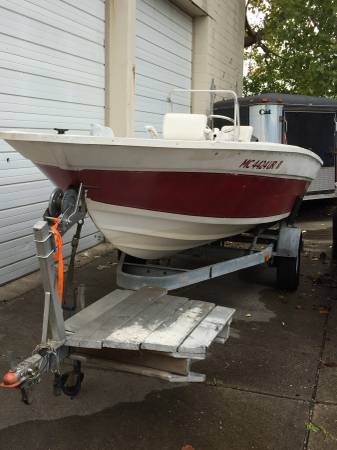 Photo 1987 Bonita Center Console 19ft with trailer $6,500