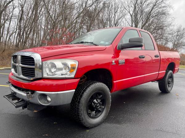 Photo 2008 Dodge Ram 2500 4x4 Quad Can Diesel Cummins Clean and nice hot red - $14,750 (Akron oh)