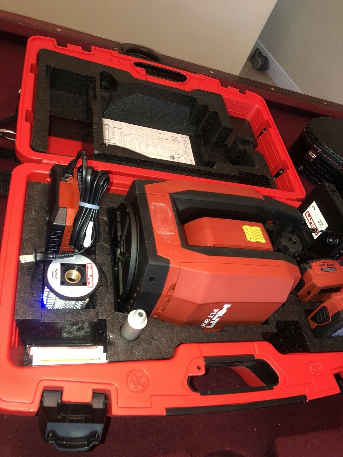 Hilti PLT 300 Precision Layout Kit Tools For Sale Peoria, IL Shoppok