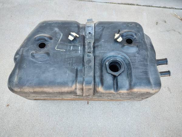 Jeep CJ7 20 Gal Fuel Tank $350 | Auto Parts Sale | Phoenix, AZ | Shoppok