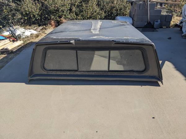 Leer camper shell Nissan Titan $900 | Auto Parts Sale | Phoenix, AZ ...