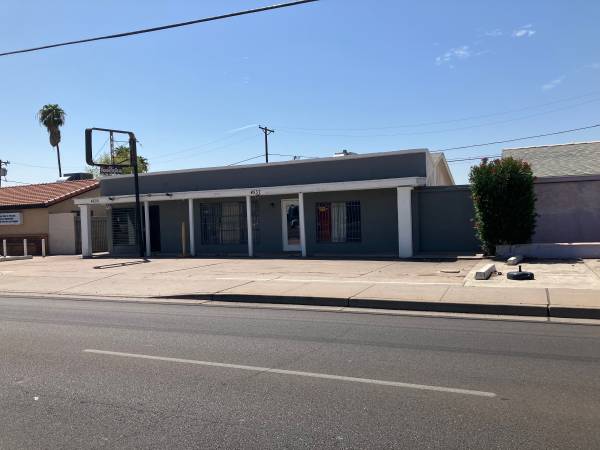 Opportunity to lease C2 zoning stand alone commercial building $2,200 ...