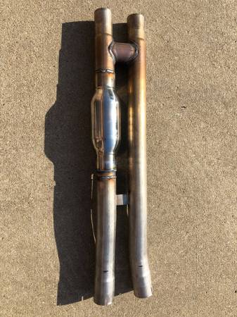 2015-2023 Mustang GT / Mach 1 H-pipe with resonator $40 Auto Parts