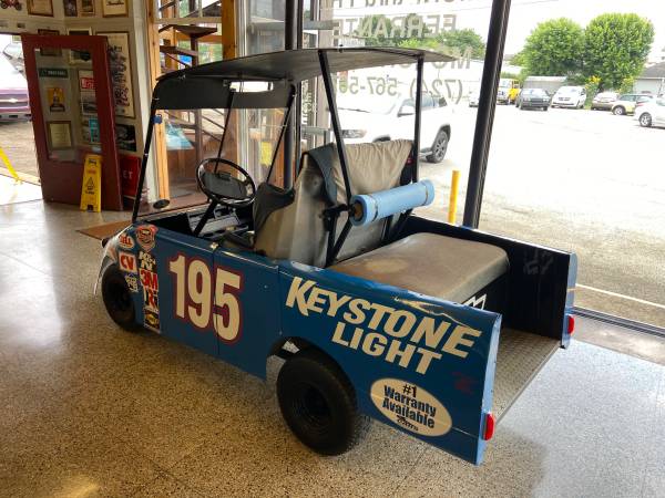Photo Custom EZ-GO NASCAR Race Car golf cart - $2,500 (Vandergrift, PA)
