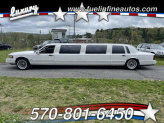 Photo Used 1995 Lincoln Town Car Executive for sale