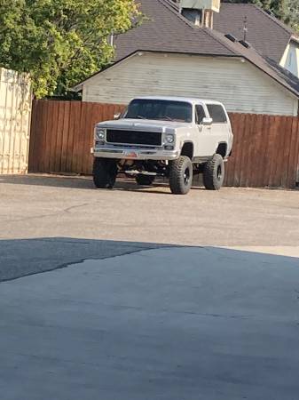 Photo 1977 chevy k5 blazer - $30,000 (Dolan Springs)