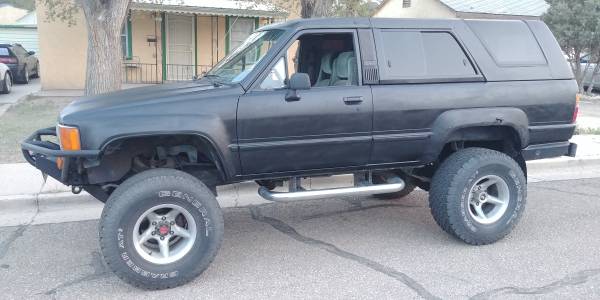 4-5inch lift on 33inch tires. 