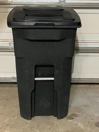 Toter 64 gallon trash can - $40 (Jarrell) ‹ image 1 of 1 › (google map ...