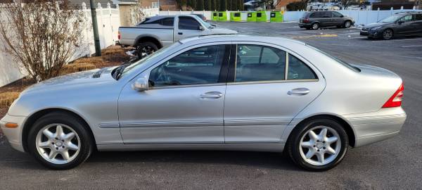 Photo PRICE REDUCED - 2003 Mercedes-Benz C240, 4 Matic - $5,200 (Wyomissing, Pa.)