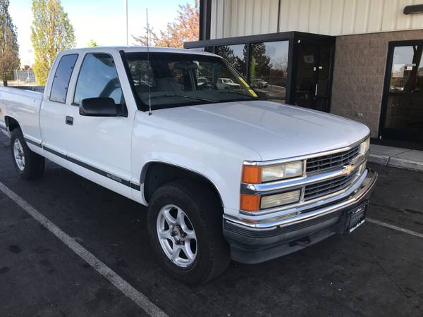 Photo 1997 Chevy 1500 Silverado extended cab 4wd  Finance or Layaway - $4,000 (AutoBikeSales in Reno NV)