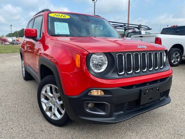 Photo 2016 Jeep Renegade 4WD Latitude-Local Trade In-39K Miles-Like New - $22,997 (Only $339 Monthly W.A.C - We offer financing for all here)