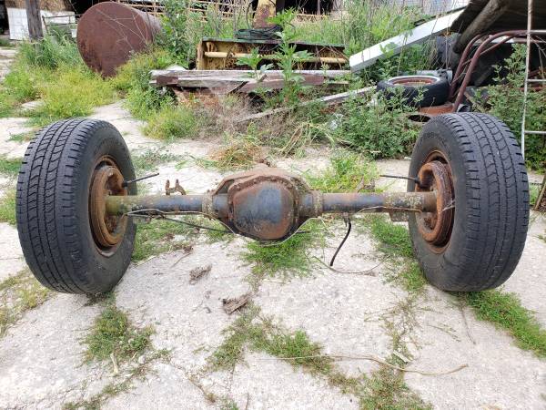 Photo Ford 34 ton Rear Axle - $100 (Mantorville) lsaquo image 1 of 5 rsaquo (google map)