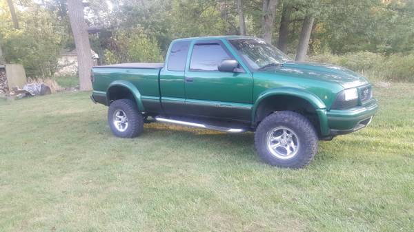 Lifted 99 GMC Sonoma Highrider ZR2 4x4 - $3600 (Kankakee) | Cars ...