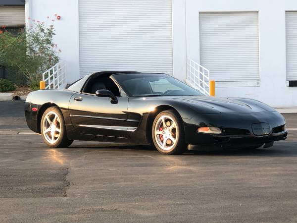 Photo 2004 Corvette Coupe, low miles, trade in39s, financing - $17,250 (LAS VEGAS)