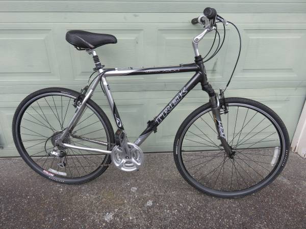 TREK MULTITRACK 7200 hybrid BIKE SIZE S, 15 CM, ALUMINIUM ALPHA CUSTOM