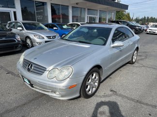 Photo Used 2003 Mercedes-Benz CLK 320 Coupe for sale