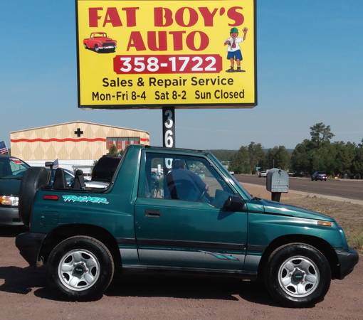 Photo 1996 Geo Tracker LSI Sport - $4,500 (Lakeside)