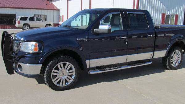Photo 2007 Lincoln Mark Lt Crew Cab 4x4(SOLD) - $9,550 (New Horizons Auto Center, Council Bluffs, IA)