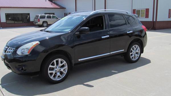 Photo 2012 Nissan Rogue S (REDUCED) - $6,895 (New Horizons Auto Center, Council Bluffs, IA)