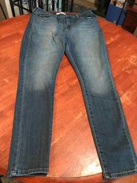 Signature by Levi Strauss & Co. Gold Label Juniors Mom Jeans, Fun